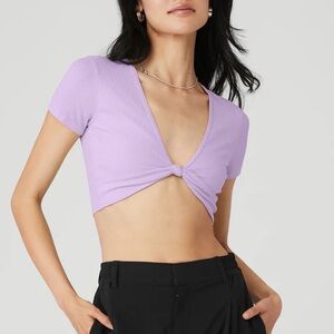 Ribbed Knotty Short Sleeve Crop | ALO YOGA